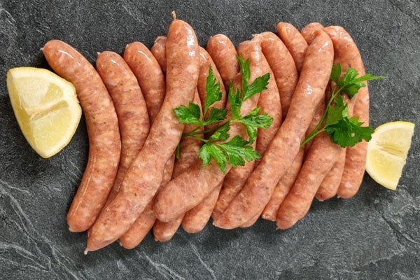 Saucisse de volaille n - Boucherie halal La Ferme du Kremlin - Bicetre